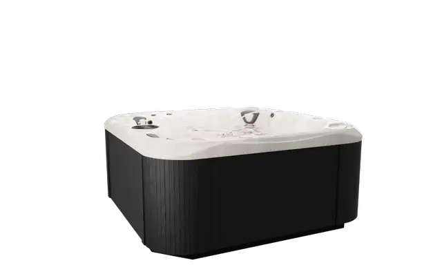 COAST SPAS OASIS 2023 NEUF EN LIQUIDATION 9 500.00$ in Hot Tubs & Pools in Laval / North Shore - Image 4