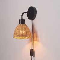 Wall lamp / Sconce