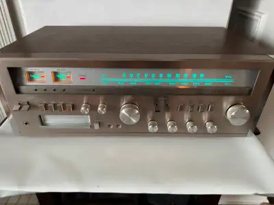 LLoyd's Model: AM/FM-Stereo-Receiver R 745 Great Serviced, View more