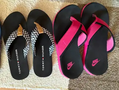 Ladies flip flops, View more