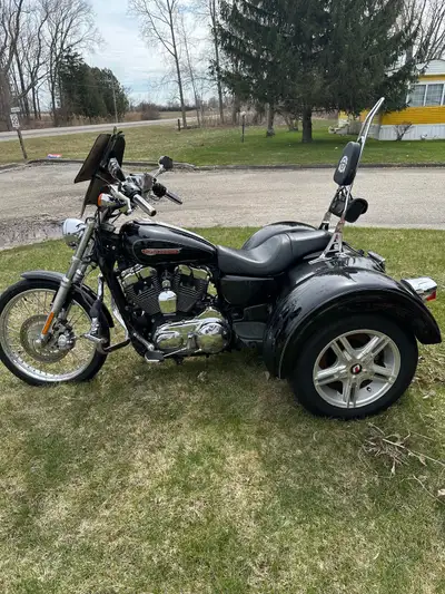 I am selling my dads Harley-Davidson Trike, as he passed away.,a well-maintained machine that offers...