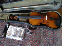 Aria Violin 4/4 with accessories