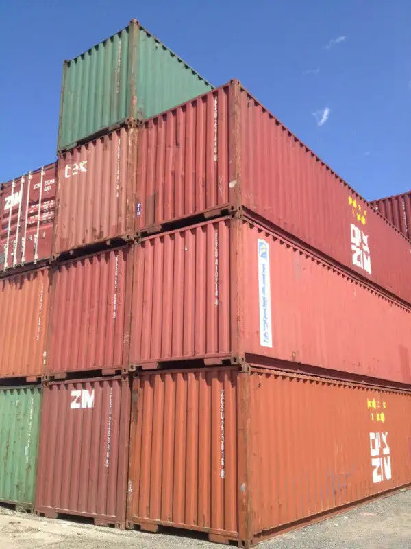 Used 20 ft and 40 ft containers For Sale in Oshawa in Outdoor Tools & Storage in Oshawa / Durham Region - Image 10