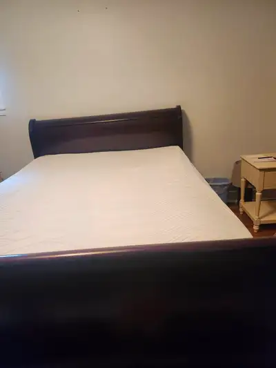 Queen Size Sleigh Bed Great Shape, View more