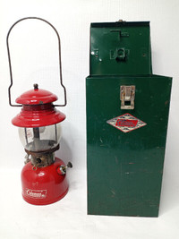Vintage Feb 1966 Red Coleman Lantern Model 200 With Case