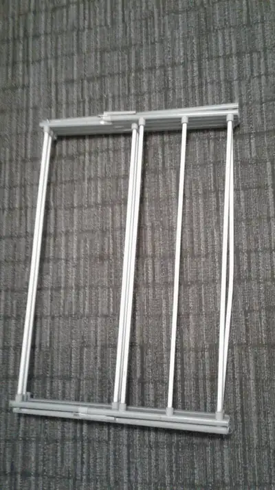 EXCELLENT CONDITION GREY VERTICAL CLOTHES DRYER FOR $ 15.00 CASH SMALL WHITE DRYER FOR $ 10.00 WHITE...