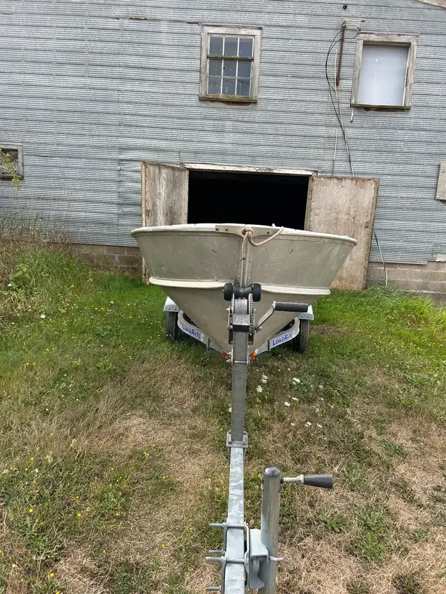 Aluminum 14 foot boat  in Powerboats & Motorboats in Annapolis Valley - Image 6