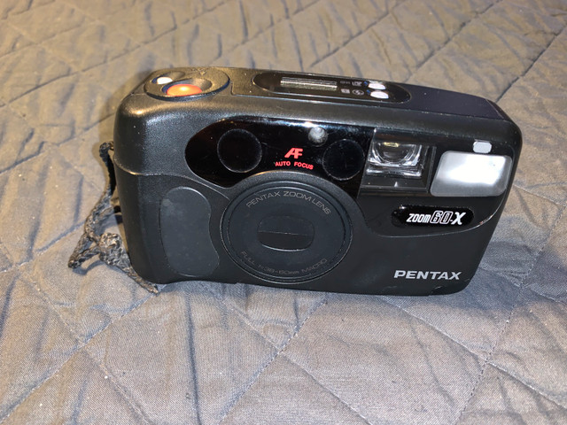 Pentax Zoom 60-X AF 35mm Point & Shoot Film  Camera in Other in Oshawa / Durham Region