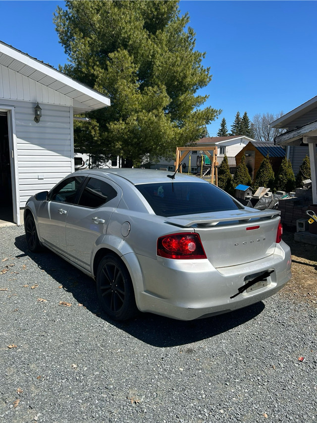 2011 DODGE AVENGER SXT in Cars & Trucks in Sudbury - Image 2