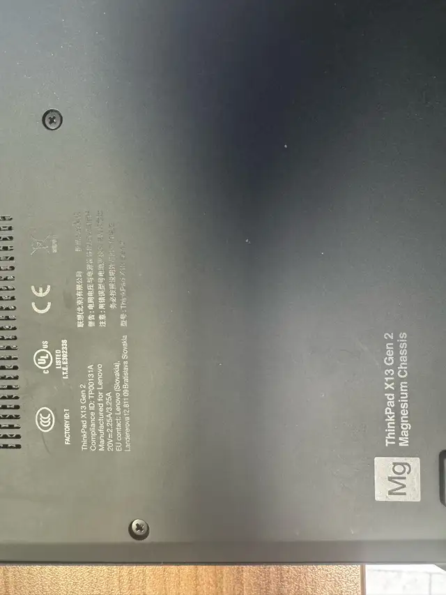 Lenovo Thinkpad x13 gen2 in Laptops in City of Montréal - Image 3