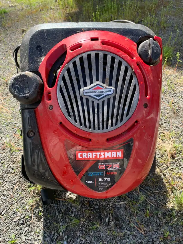 various small lawnmower/ pressure washer motors/ various prices in Lawnmowers & Leaf Blowers in Annapolis Valley - Image 6