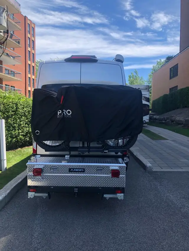 2020 Coachmen Beyond 22D-EB Eco Boost in RVs & Motorhomes in Laval / North Shore - Image 9