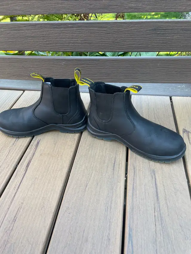 Terra Murphy Unisex 6" Composite Toe Slip On Work size 38 in Men's Shoes in Oakville / Halton Region - Image 5