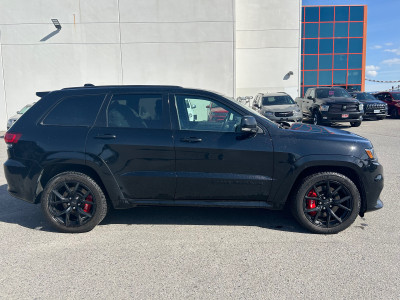  Grand Cherokee SRT