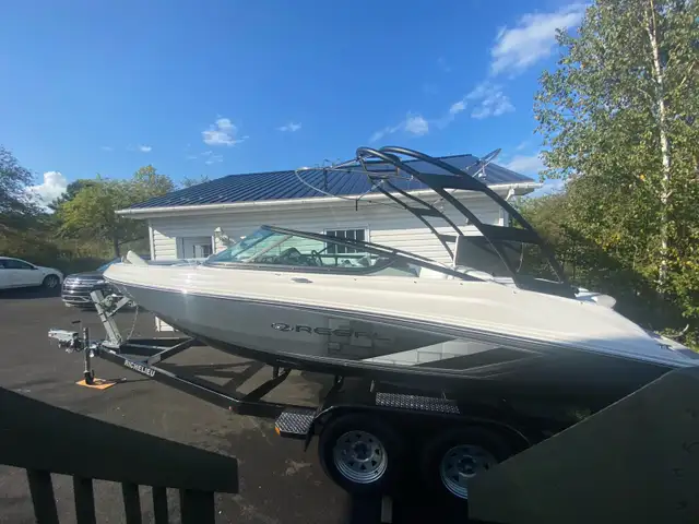 2022 Regal 2000 ESX in Powerboats & Motorboats in Saint John - Image 11