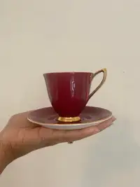 ROYAL ALBERT teacups and saucers 