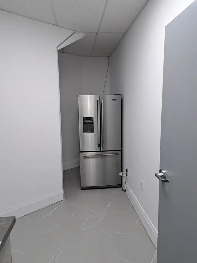 AMITY OFFICES IN CHURCHILL MEADOWS, MISSISSAUGA in Commercial & Office Space for Rent in Oakville / Halton Region - Image 7