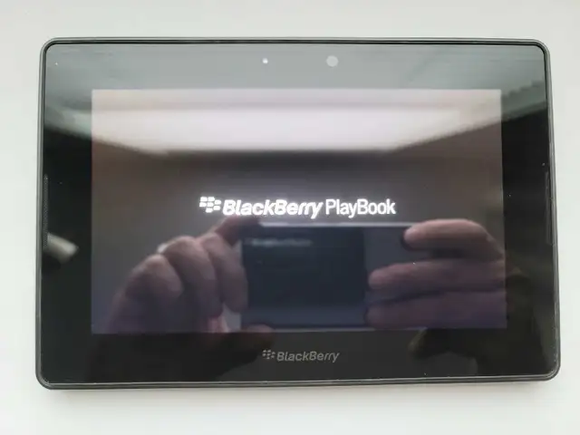 BLACKBERRY PLAYBOOK 16G WI-FI 7 INCH in iPads & Tablets in Barrie - Image 7
