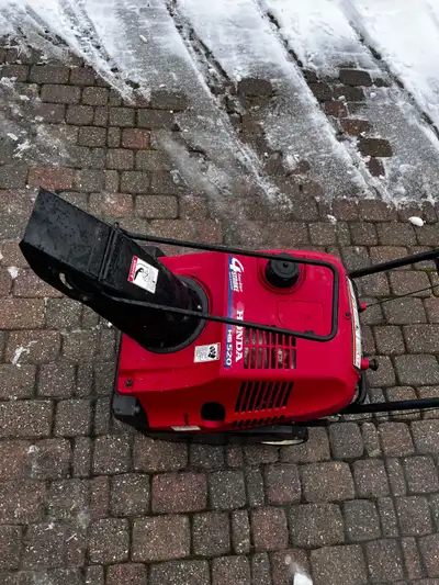 Honda hs520 snow blower , View more