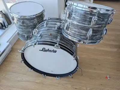 Ludwig 1964 blue oyster, View more