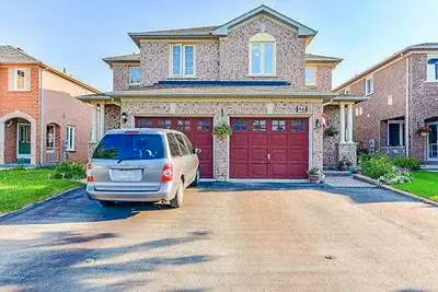 3 bedroom 3 washroom house for rent in Brampton