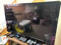 Moving Sale!!  PHILIPS LCD TV 40"