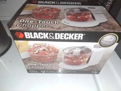 Black & Decker Chopper, starfrit and homedeco wall shelf set, View more