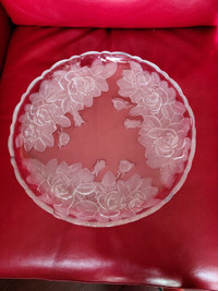 Stunning Glass Platter Just Reduced!!