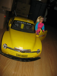 BARBIE CAR SPORT YELLOW , 33 inch,verry rare to find, CHEVY SSR,