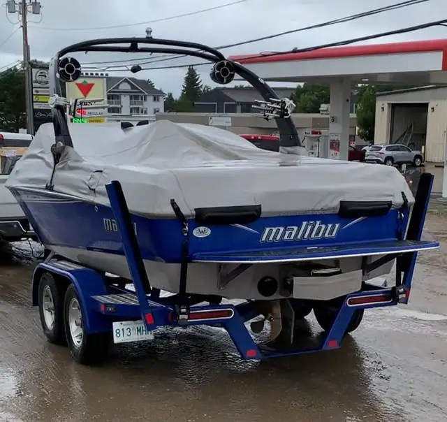 2006 Malibu sunscape 21 Lsv in Powerboats & Motorboats in Nipawin - Image 11