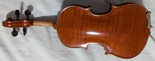 Yamaha V5 Violin Outfit 1/16 Used. New Price $899 in String in Calgary - Image 3