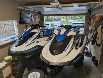 Pair off 2023 Waverunner VX jet skis in mint condition complete with trailer ready to go just add wa...