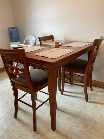 Bar Table - inner leaf 8 cushioned seats, View more