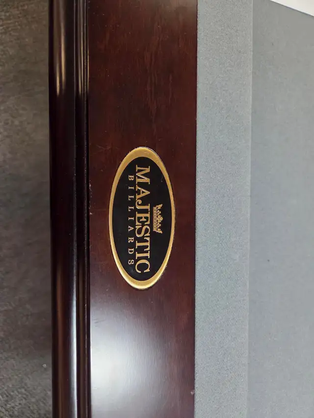 Table de billard usagée Majestic Ascot 8' Foot used Pool Table in Toys & Games in Ottawa - Image 7