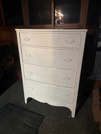 ANTIQUE 4 DRAWER DRESSER, View more