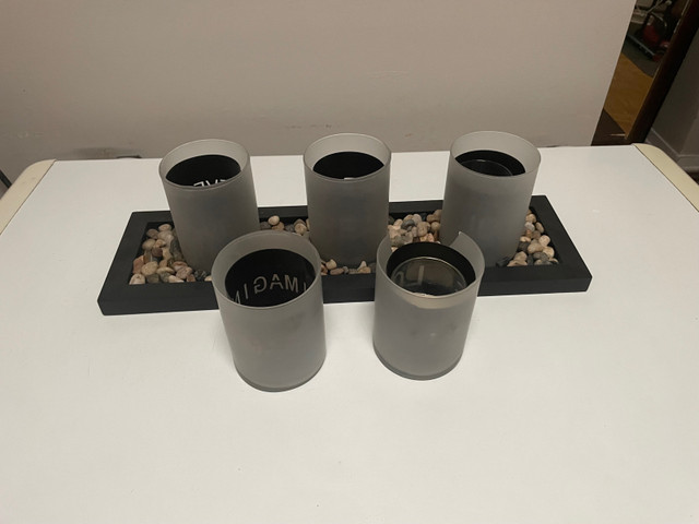 Inspirational Candle Holders, tray and pebbles in Home Décor & Accents in City of Toronto - Image 3