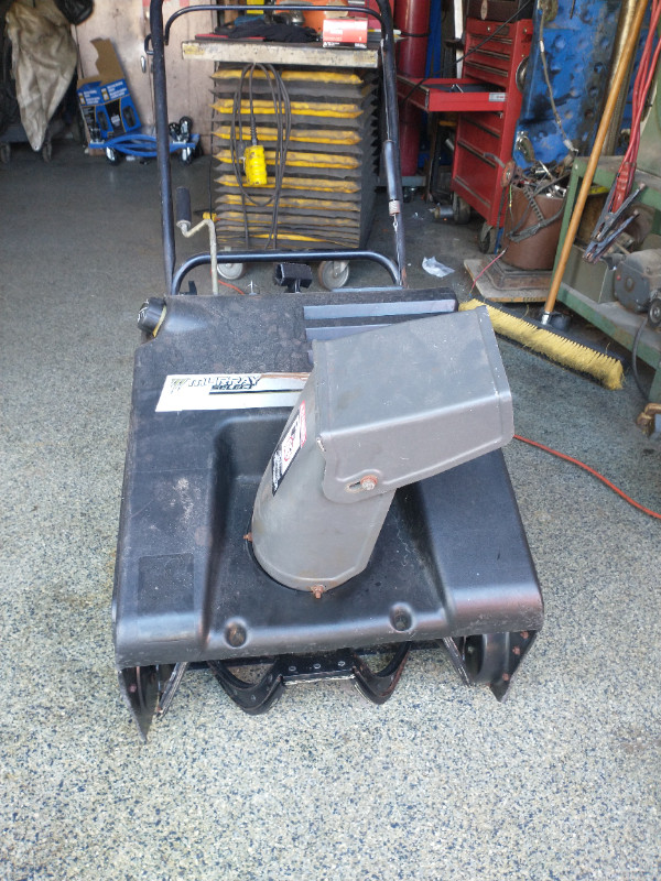21" Snow Blower, 5HP in Snowblowers in City of Toronto