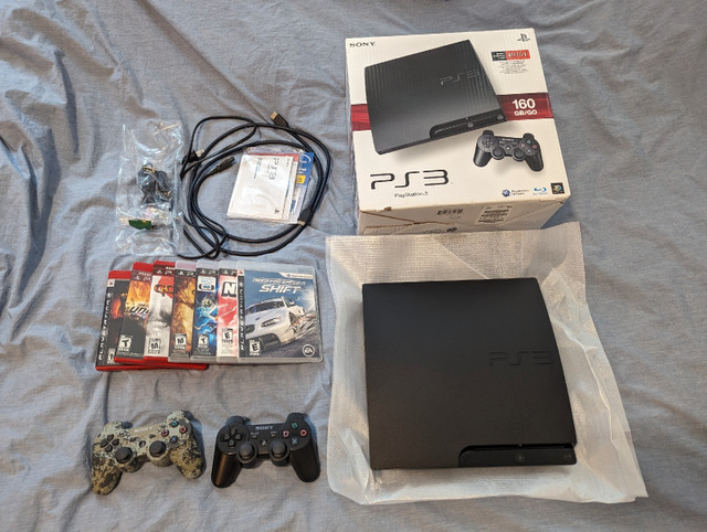 USED - Playstation 3 160GB, 2 controllers, games included in Sony Playstation 3 in Markham / York Region