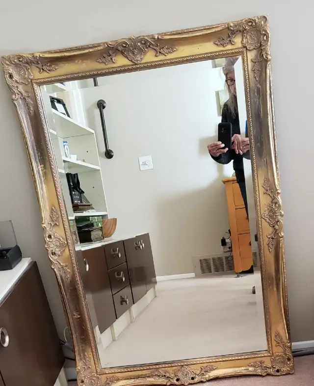 Lg. Bevelled Mirror Antiique Carved Wood Frame bevelled in Home Décor & Accents in Calgary - Image 8