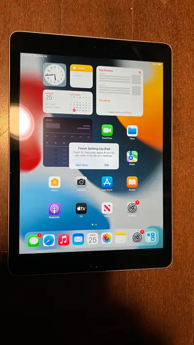 iPad Air 2 64GB Space Grey Unlocked, View more