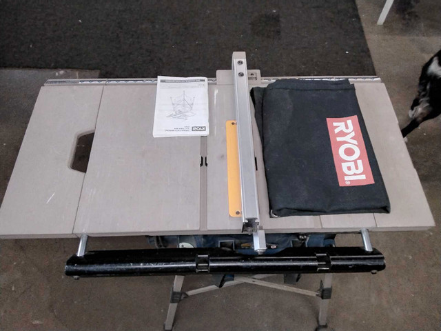 Ryoby 10 in Table Saw with stand and extensions  in Power Tools in Peterborough - Image 2