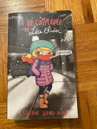 La vie compliquée de Léa Olivier Tome 9: Résolutions, View more