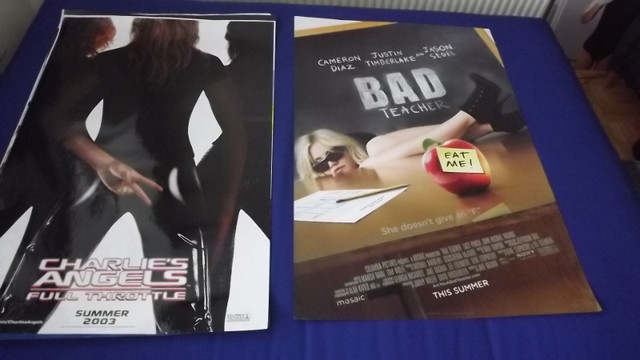 CAMERON DIAZ & LUCY LIU/CHARLIES ANGELS  MOVIE POSTERS BUNDL in Arts & Collectibles in City of Toronto - Image 4