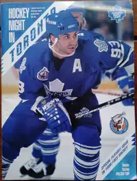 Toronto Maple Leafs souvenir package
