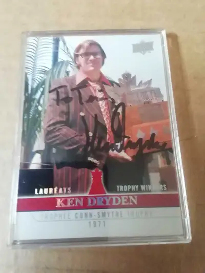 Ken Dryden autographed hockey card , View more