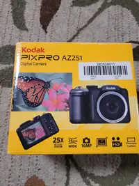 Kodak pixpro az251 16mp 25x zoom complete in box