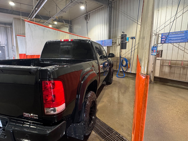 2009 GMC Sierra Denali 1500 in Cars & Trucks in Strathcona County - Image 2