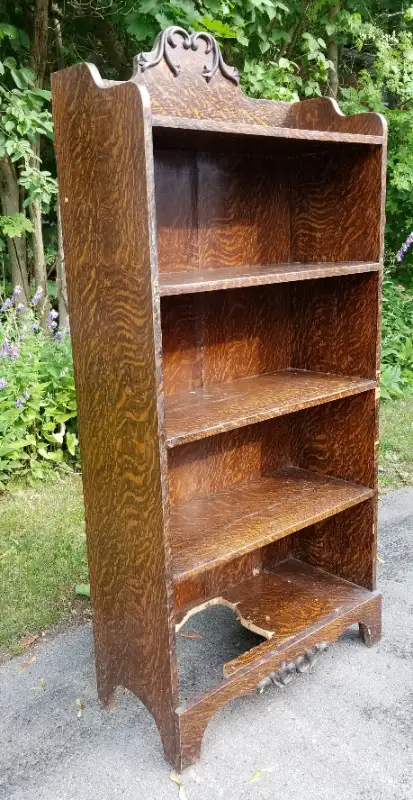 Victorian faux oak hardwood bookcase 4 shelf hole bottom c1900 in Bookcases & Shelving Units in Ottawa - Image 2