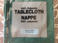 NEW ROUND 60” TABLECLOTH / nappe ronde neuve
