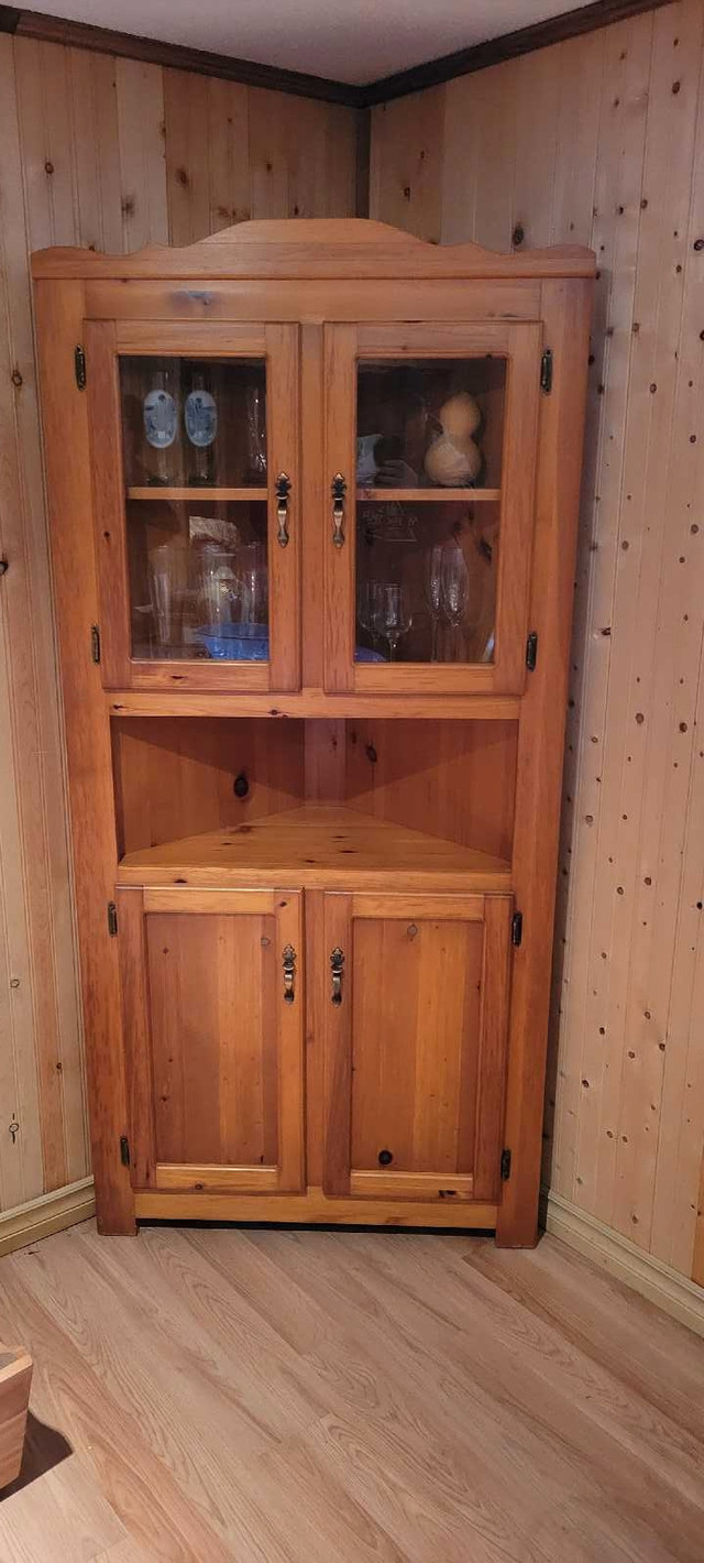 Pine corner hutch in Hutches & Display Cabinets in Muskoka